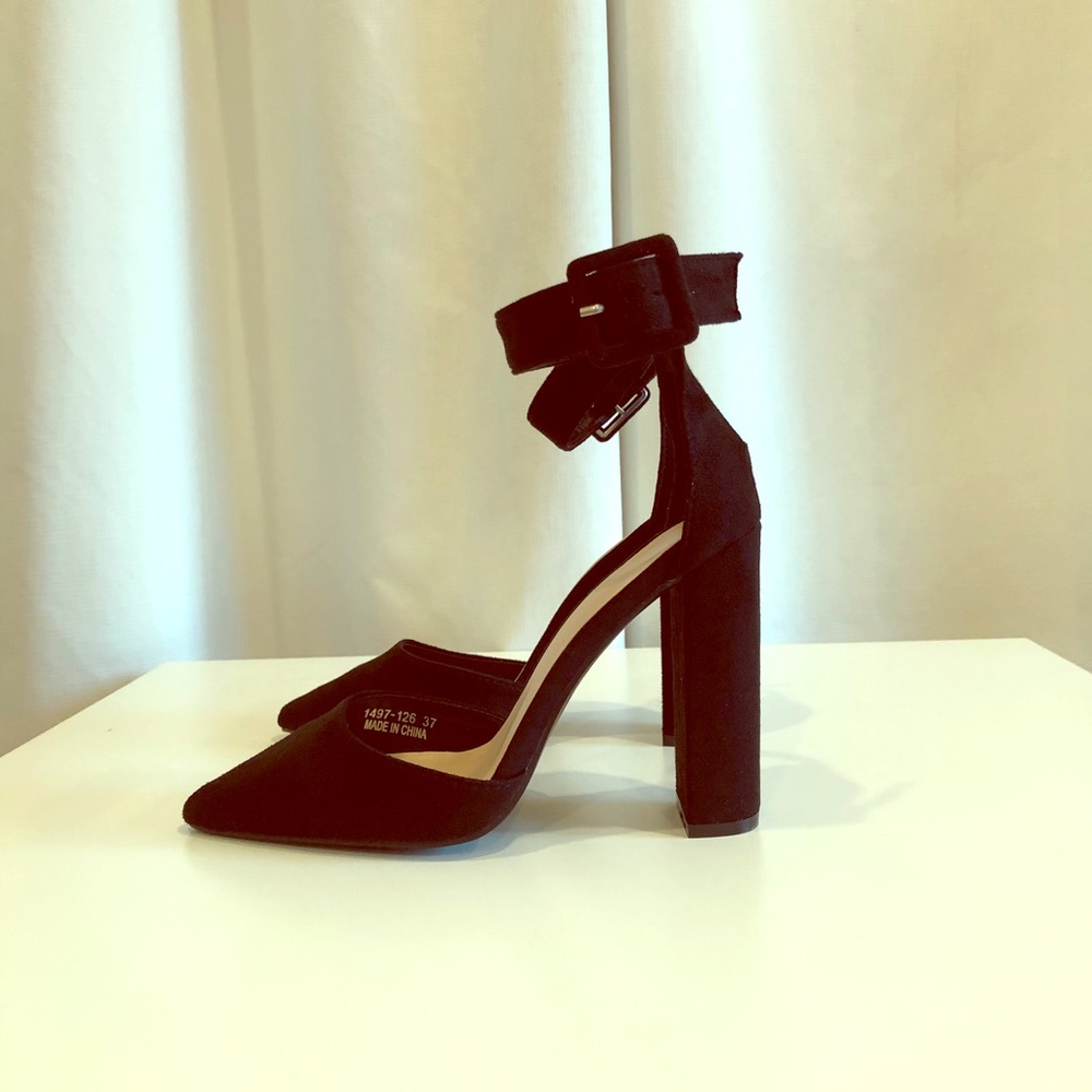 Pointed Toe Ankle Strap Block Heels